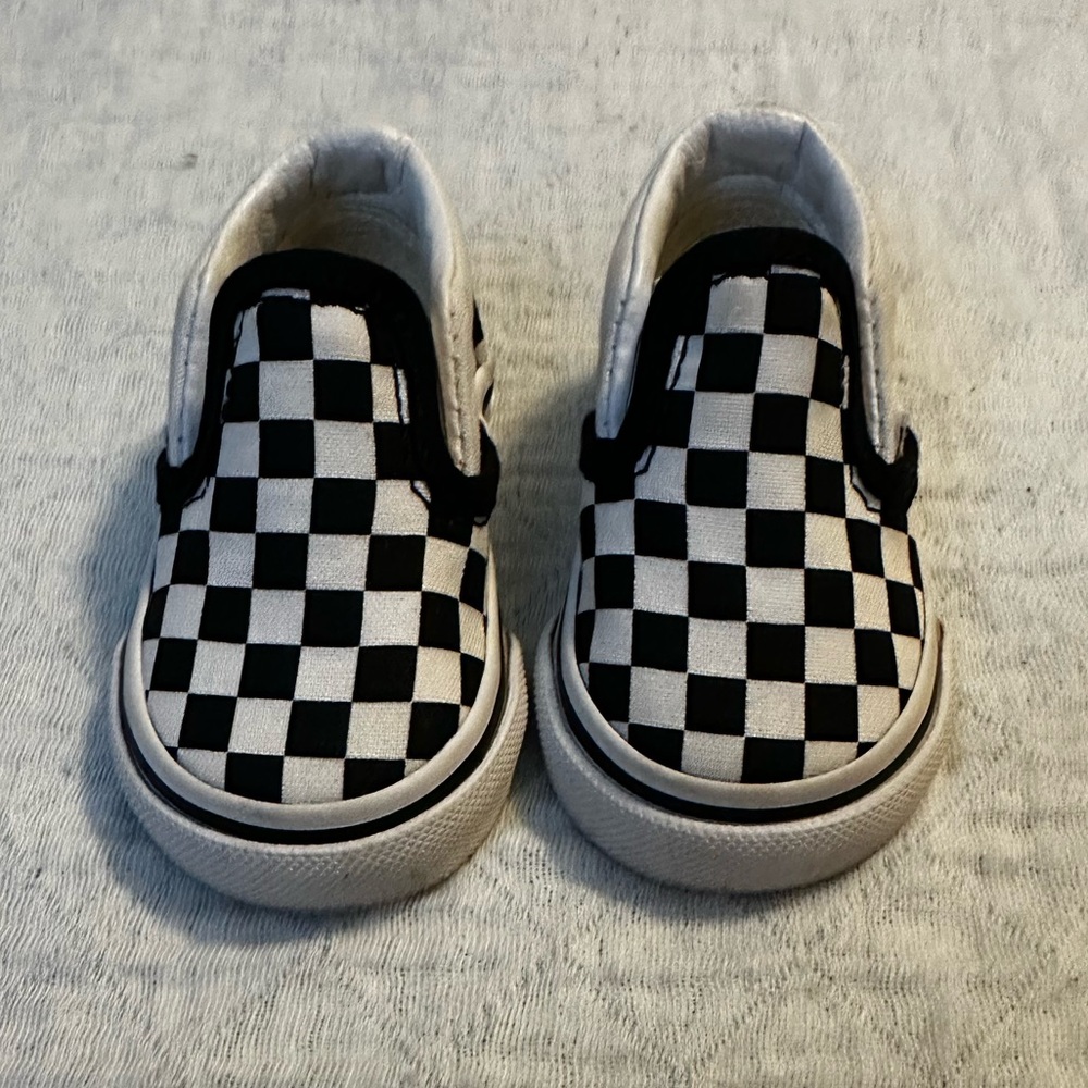 TODDLER HARD SOLE CHECKERED VANS